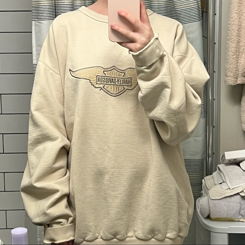Embroidered Harley Davidson crewneck 🏍🔥
